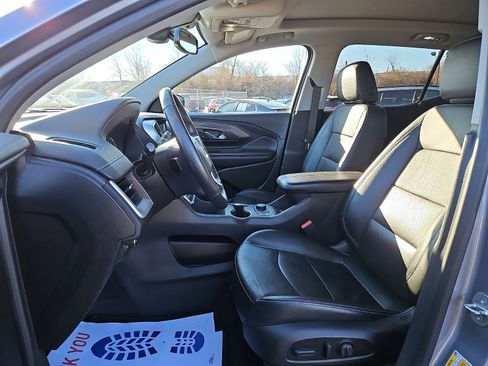 Used 2023 GMC Terrain SLT image 13
