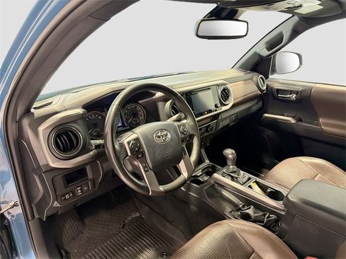 Certified 2019 Toyota Tacoma Limited image 8