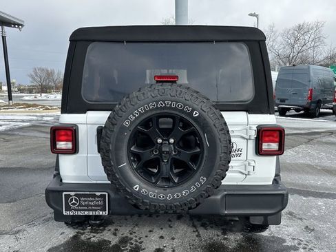 Used 2023 Jeep Wrangler Willys image 6