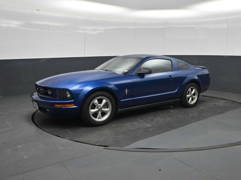 Used 2007 Ford Mustang Coupe RWD image 5