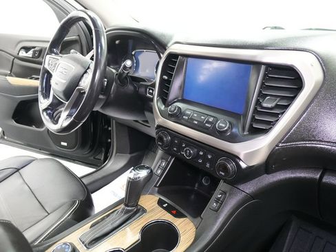 Used 2019 GMC Acadia Denali w/ Technology Package AWD/4WD image 33