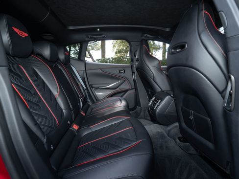 Used 2026 Aston Martin DBX 707 AWD/4WD image 17