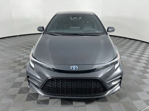 Used 2023 Toyota Corolla SE image 5