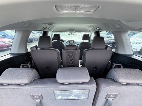 Used 2018 Honda Odyssey EX image 35