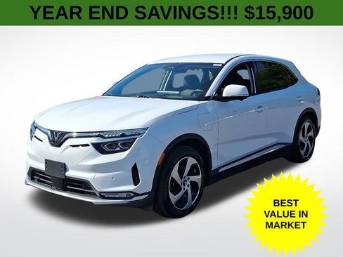 Used 2023 VinFast VF 8 Eco image 4