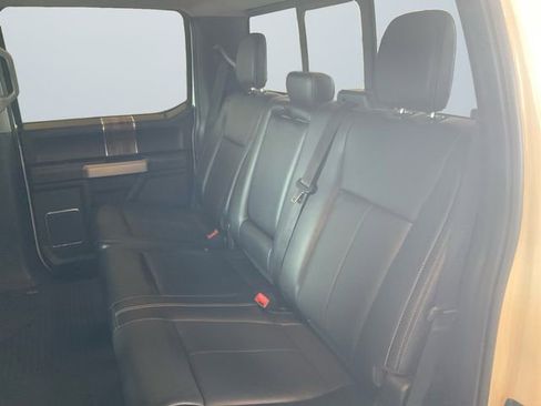 Used 2020 Ford F150 Lariat w/ Equipment Group 502A Luxury AWD/4WD image 13