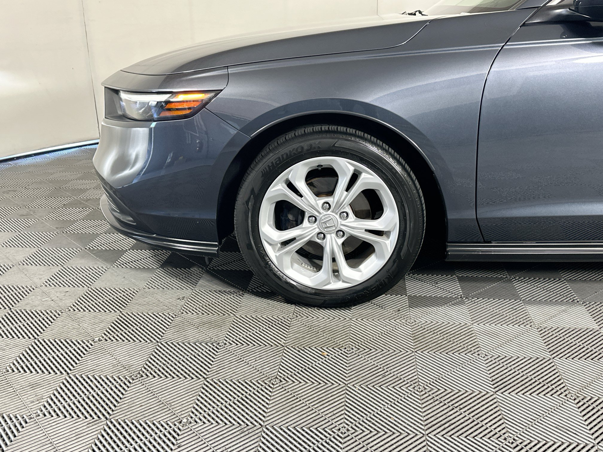 Used 2024 Honda Accord LX image 11