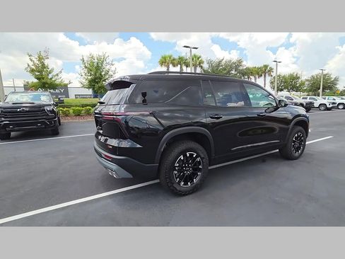 New 2026 Chevrolet Traverse Z71 w/ Driver Confidence Package AWD/4WD image 21
