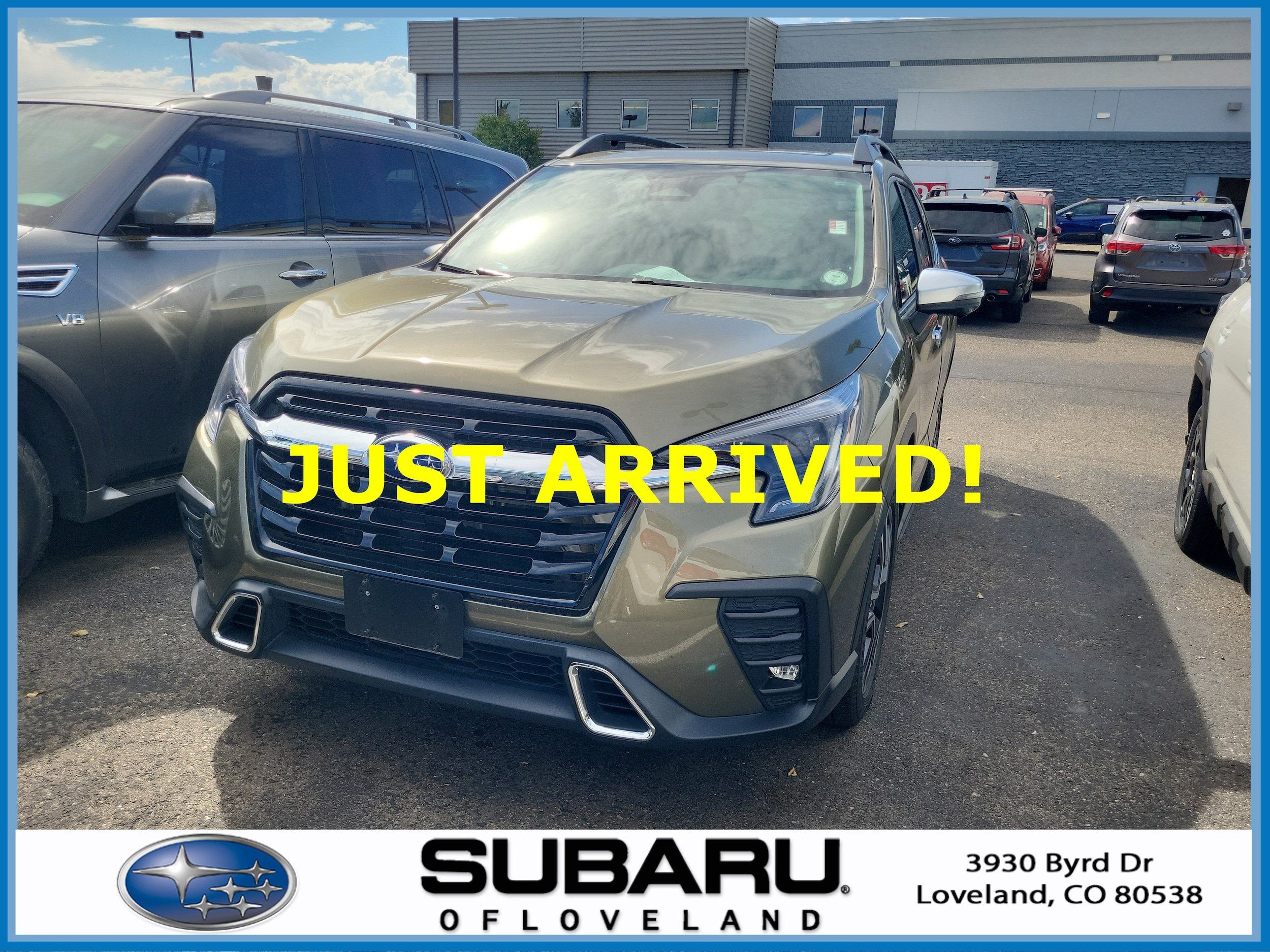 Used 2023 Subaru Ascent Touring AWD/4WD image 1