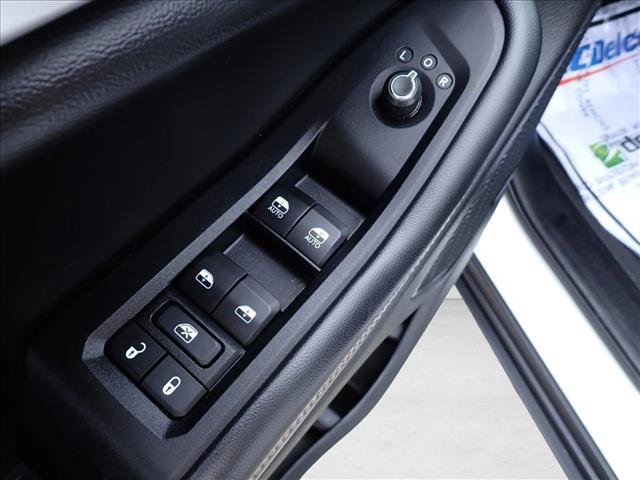 Used 2024 Jeep Grand Cherokee Limited 4xe AWD/4WD image 15