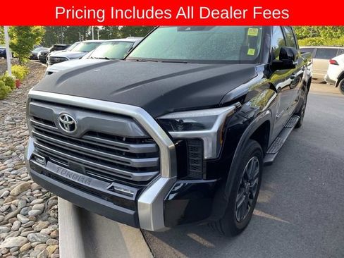 Used 2024 Toyota Tundra Limited AWD/4WD image 1