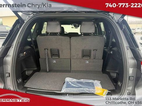 New 2026 Jeep Grand Cherokee L Laredo image 25