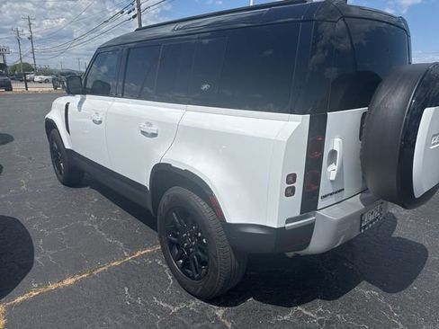 Used 2024 Land Rover Defender 110 S AWD/4WD image 8