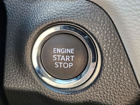 Used 2025 Toyota RAV4 XLE Premium image 26