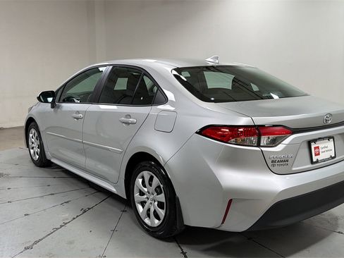 Certified 2025 Toyota Corolla LE image 7