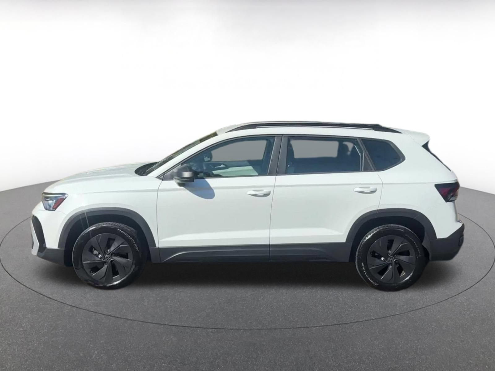 Used 2026 Volkswagen Taos S FWD image 8