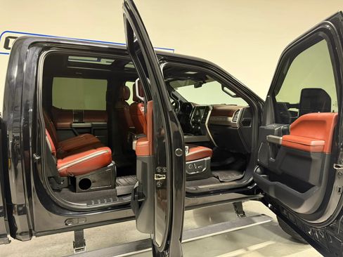 Used 2020 Ford F350 Platinum AWD/4WD image 11