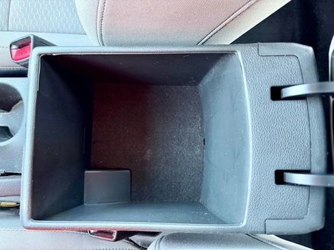 Used 2020 Hyundai Elantra SE image 36