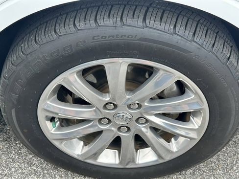 Used 2019 Buick Envision Essence image 21