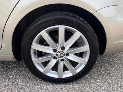 Used 2013 Volkswagen Jetta TDI image 26