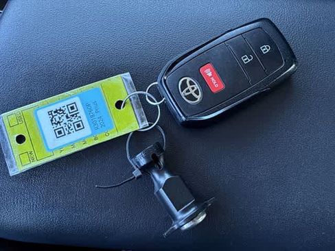 Used 2024 Toyota Prius LE image 36