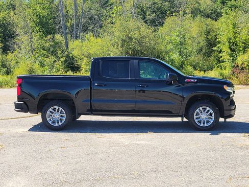 Used 2022 Chevrolet Silverado 1500 RST w/ Convenience Package II AWD/4WD image 4