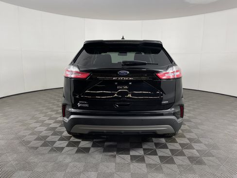Used 2022 Ford Edge SEL w/ Convenience Package image 4