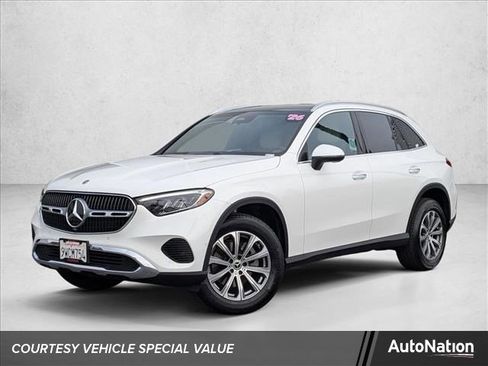Used 2026 Mercedes-Benz GLC 300 4MATIC image 1