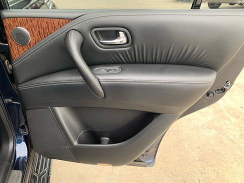Used 2017 Nissan Armada Platinum RWD image 16