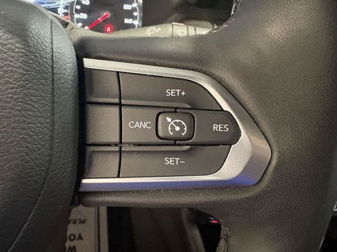 Used 2023 Jeep Compass Latitude w/ Sun and Sound Group AWD/4WD image 24