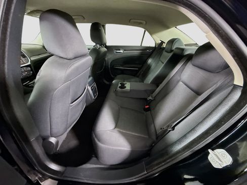 Used 2023 Chrysler 300 Touring w/ Safetytec Plus Group RWD image 25