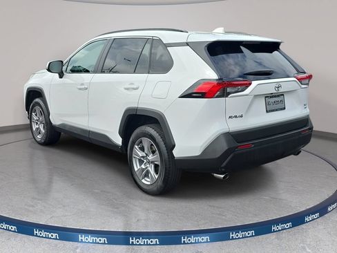 Used 2025 Toyota RAV4 XLE AWD/4WD image 8