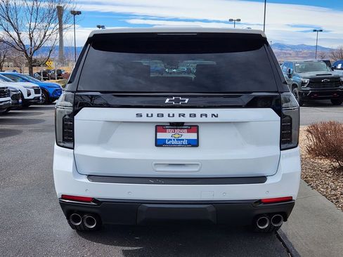 New 2026 Chevrolet Suburban Z71 w/ Z71 Off-Road Package image 4
