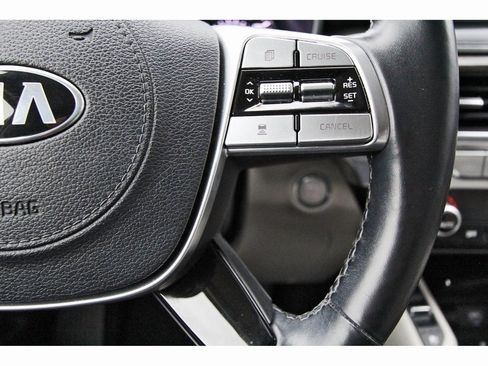 Used 2021 Kia Telluride EX w/ EX Premium Package image 16