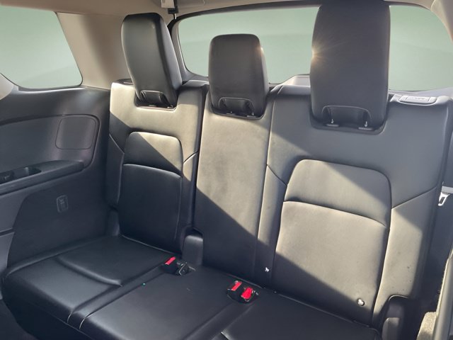 Used 2026 Nissan Pathfinder SL AWD/4WD image 12