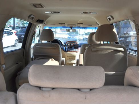 Used 2005 Honda Odyssey EX image 9