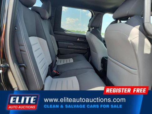 Used 2024 Toyota Tacoma TRD Off-Road image 20