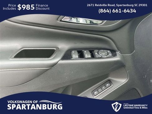 Used 2023 Chevrolet Equinox Premier image 16