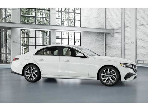 New 2027 Mercedes-Benz E 450 4MATIC Sedan image 14