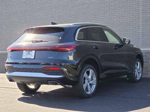 Used 2025 Audi Q5 Premium Plus w/ Premium Plus image 26