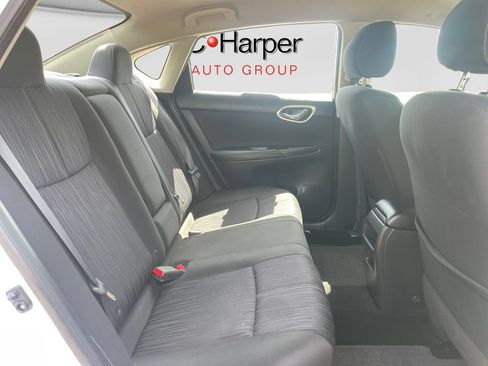 Used 2017 Nissan Sentra SV FWD image 12