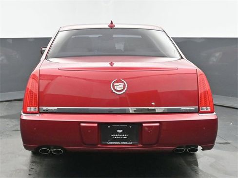 Used 2009 Cadillac DTS image 5