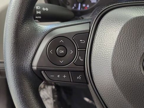 Used 2025 Toyota Corolla LE FWD image 24