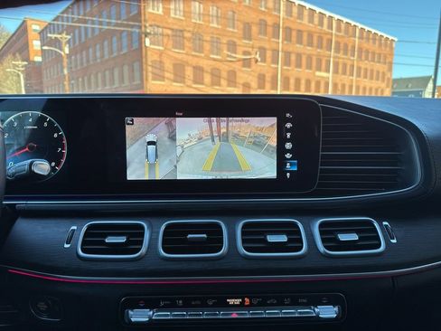 Used 2022 Mercedes-Benz GLS 450 GLS 450 image 34