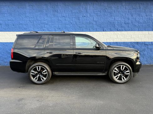 Used 2019 Chevrolet Tahoe Premier w/ RST 6.2L Performance Edition AWD/4WD image 2