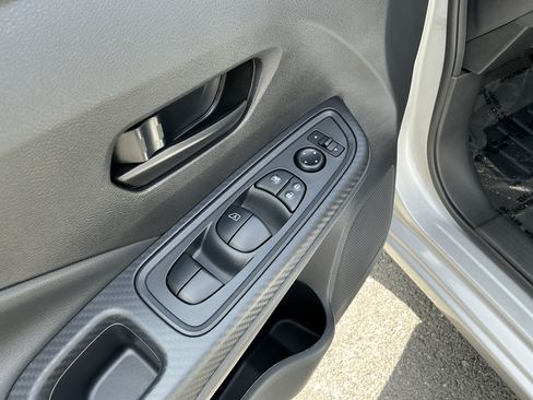 Used 2025 Nissan Versa S w/ S Plus Package FWD image 19