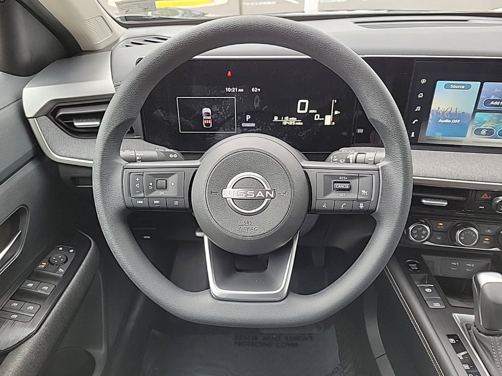 Certified 2025 Nissan Kicks SV AWD/4WD image 19