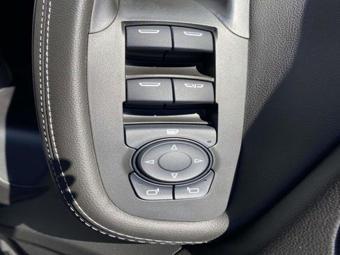 New 2025 Buick Encore GX Preferred image 12