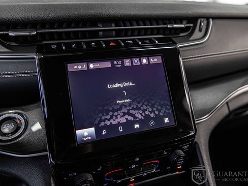 Used 2021 Jeep Grand Cherokee L Laredo w/ Luxury Tech Group I AWD/4WD image 27