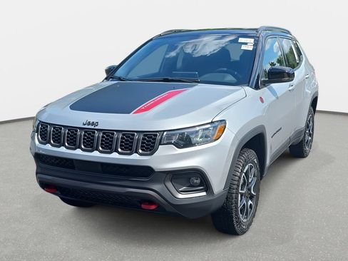 New 2026 Jeep Compass Trailhawk AWD/4WD image 38